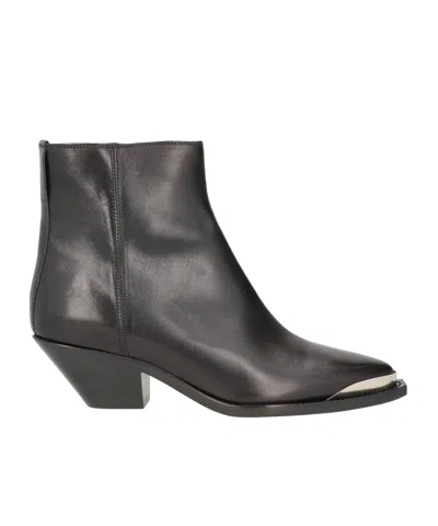 Isabel Marant Stylish Pointed-toe Chelsea Boots In Black