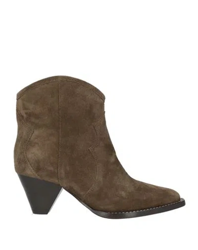 Isabel Marant Darizo Leather Boot In Brown