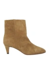 Isabel Marant Ankle Boots In Luxurious Calf Velvet Leather With Sleek Design And Refined Heel In Sage Green