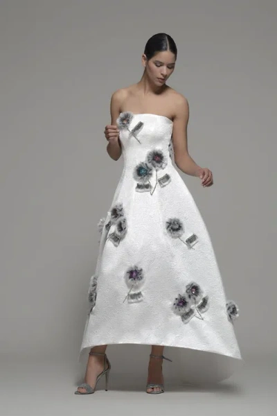 Isabel Sanchis Floral Strapless- Minnesott Gown In Ivory