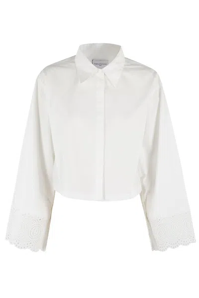 Isabelle Blanche Cropped Shirt With Classic Collar And Lace Detailing In White