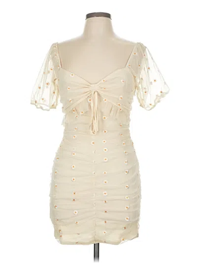 Pre-owned Isalis Cocktail Dress In Ivory
