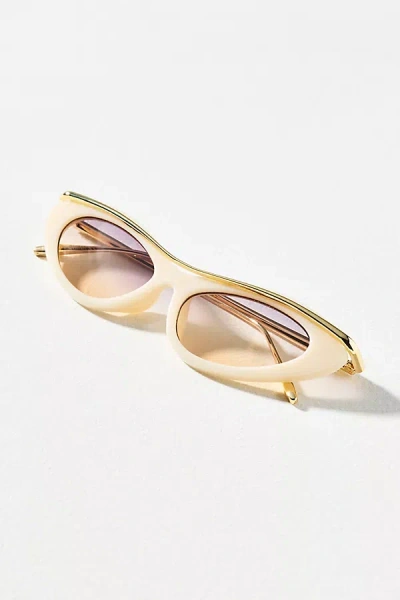 I-sea Sporty Wrapped Cat-eye Sunglasses In Neutral