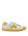 Ishikawa Sneakers In White