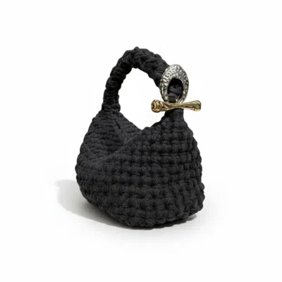 Iskra Women's Small Gigi Clasp Bag - Black