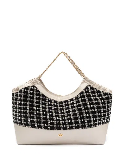 Isla Maxi Danny Embroidered Shopper Bag In Black