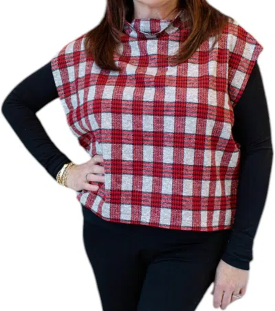 Isle Annie Hall Wedge Top In Red