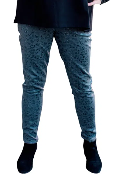 Isle Narrative Pants In Teal In Blue
