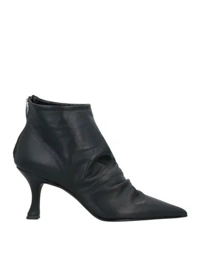 Islo Isabella Lorusso Woman Ankle Boots Black Size 11 Soft Leather