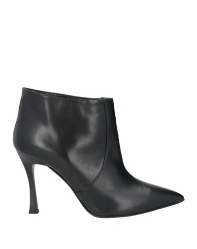 Islo Isabella Lorusso Woman Ankle Boots Black Size 10 Soft Leather