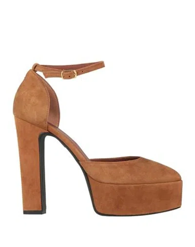 Islo Isabella Lorusso Woman Pumps Camel Size 11 Leather In Beige
