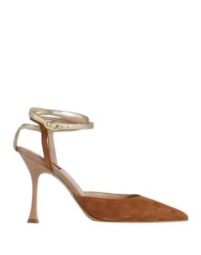 Islo Isabella Lorusso Woman Pumps Camel Size 8 Leather In Beige