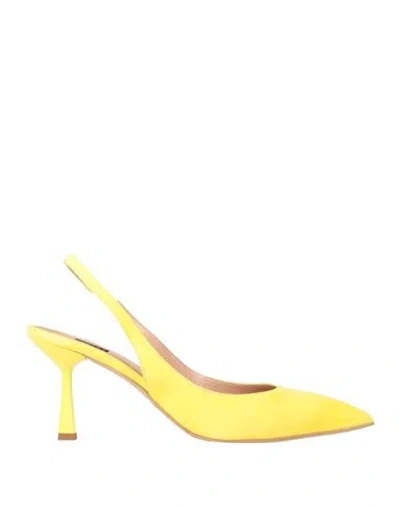 Islo Isabella Lorusso Woman Pumps Yellow Size 11 Soft Leather