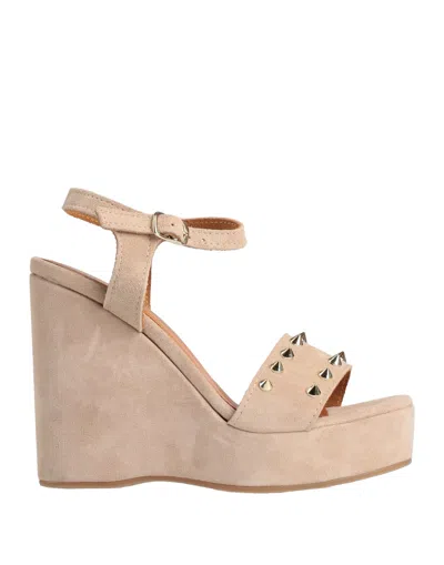 Islo Isabella Lorusso Sandals In Beige