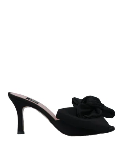Islo Isabella Lorusso Sandals In Black