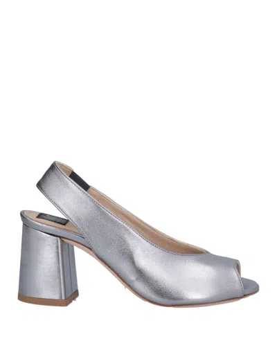 Islo Isabella Lorusso Sandals In Grey