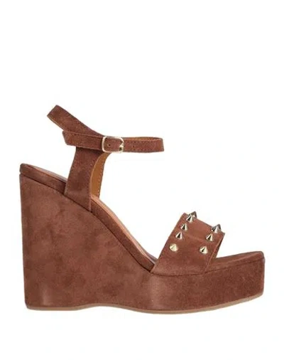 Islo Isabella Lorusso Woman Sandals Tan Size 6 Soft Leather In Brown