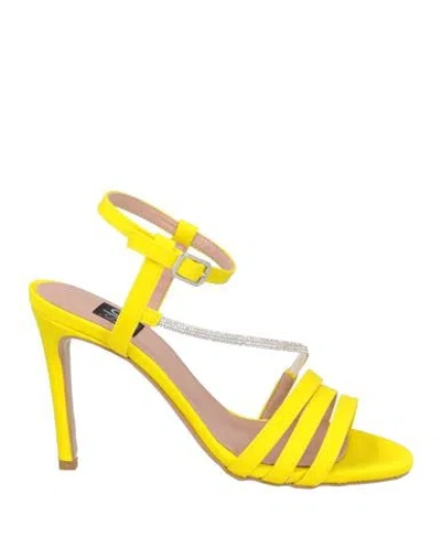 Islo Isabella Lorusso Woman Sandals Yellow Size 11 Textile Fibers