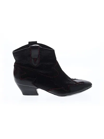 Pre-owned Isolá Ankle Boots In Black
