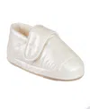 Isotoner Signature Women's Closed Back Slippers In Ewe