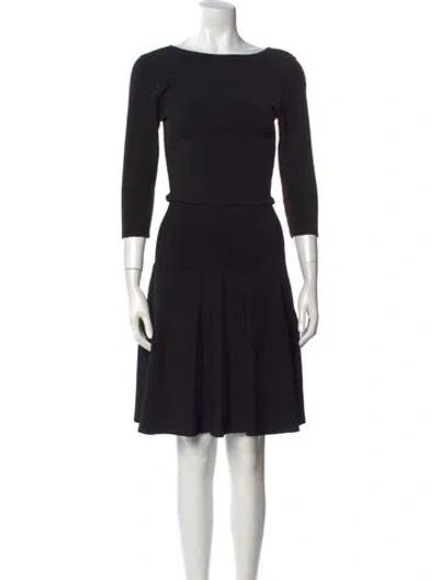 Pre-owned Issa Bateau Neckline Knee-length Dress In Black
