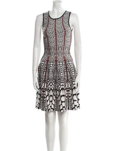 Pre-owned Issa Printed Knee-length Dress In Black