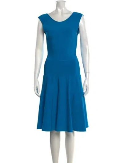 Pre-owned Issa Scoop Neck Knee-length Dress In Blue