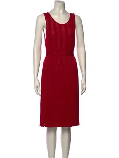 Pre-owned Issa Scoop Neck Knee-length Dress In Pink
