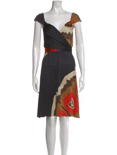 Pre-owned Issa Silk Knee-length Dress In Black