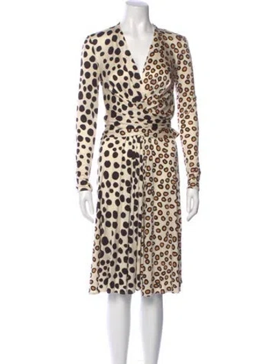 Pre-owned Issa Silk Knee-length Dress In Neutral