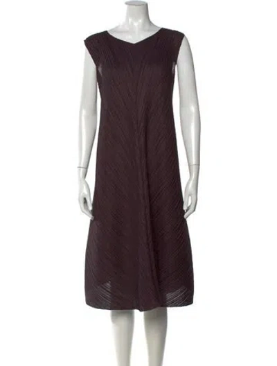 Pre-owned Issey Miyake 2024 Midi Length Dress In Purple