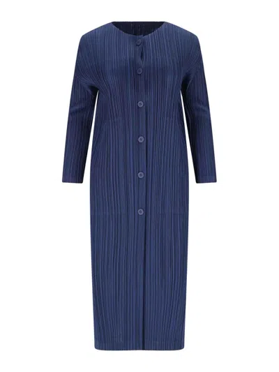 ISSEY MIYAKE PLEATED COAT