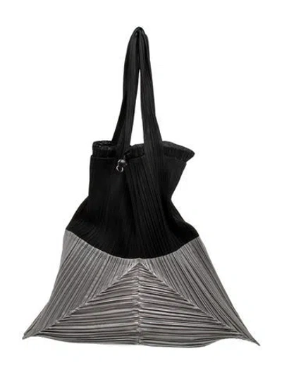Pre-owned Issey Miyake Backpack In Black
