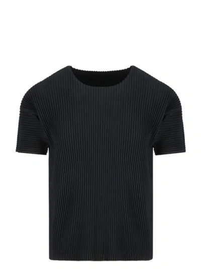 Issey Miyake Basic Pleated T-shirt In Black