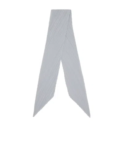Issey Miyake Basic Scarf In Gray