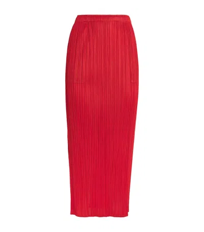 Issey Miyake Basics Midi Skirt In Red