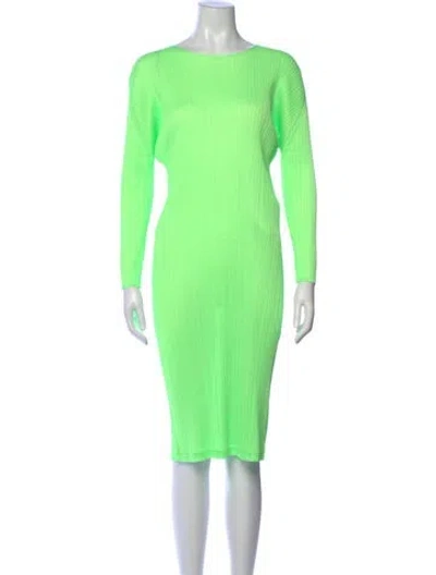 Pre-owned Issey Miyake Bateau Neckline Midi Length Dress In Green