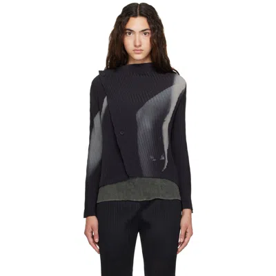 Issey Miyake Hands Of Lover Pleats Cardigan In Black