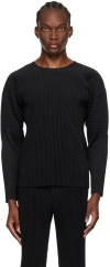 Issey Miyake Curved Hem Pleated Cotton T-shirt In Black