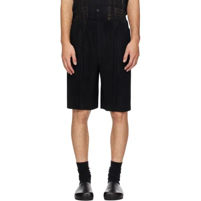 Issey Miyake Black Monthly Colors August Shorts
