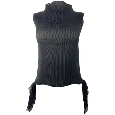 Pre-owned Issey Miyake Black Sleeveless Top Size 2