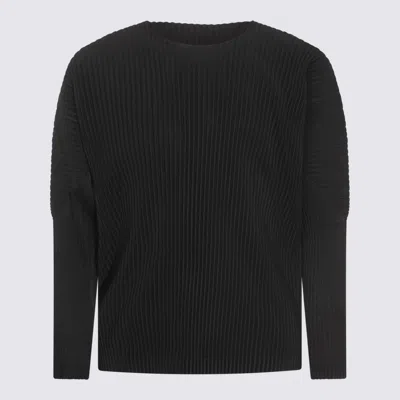 ISSEY MIYAKE BLACK T-SHIRT
