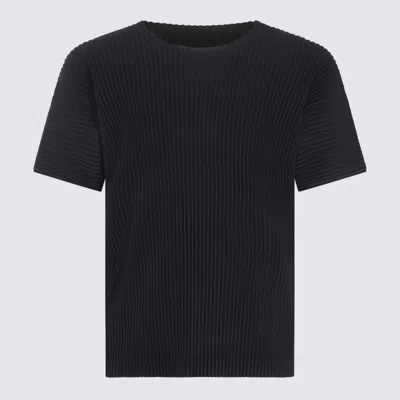 ISSEY MIYAKE BLACK T-SHIRT
