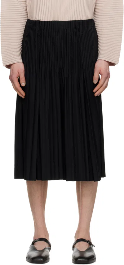 Issey Miyake Black Tailored Pleats 1 Shorts In 15-black