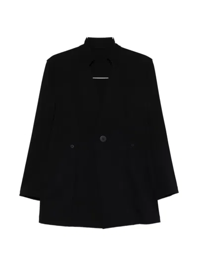 Issey Miyake Button-up Fitted Jacket In Black
