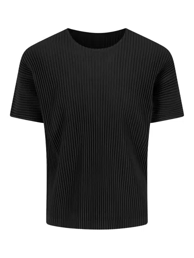 Issey Miyake Basic Pleated T-shirt In Black