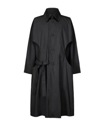 Issey Miyake Cavity Belted Buttoned Coat In Black