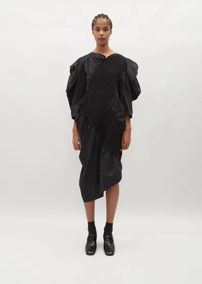 Issey Miyake Black Contraction Midi Dress In 17-black-hued