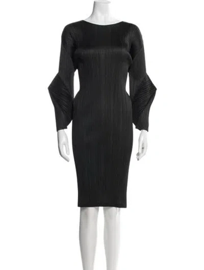 Pre-owned Issey Miyake Crew Neck Knee-length Dress In Black