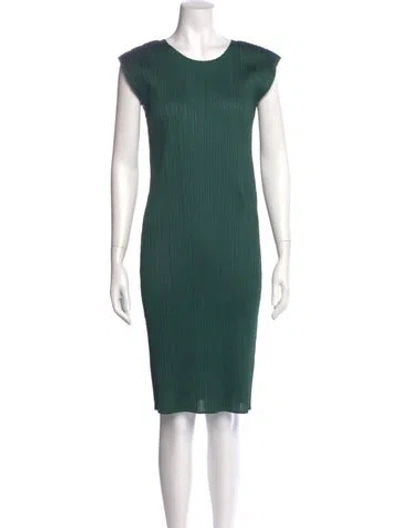 Pre-owned Issey Miyake Crew Neck Knee-length Dress In Green